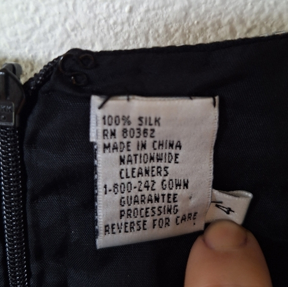 Vintage Cache 100% Silk Beaded Mini Dress. Womens size 4 - Picture 3 of 8